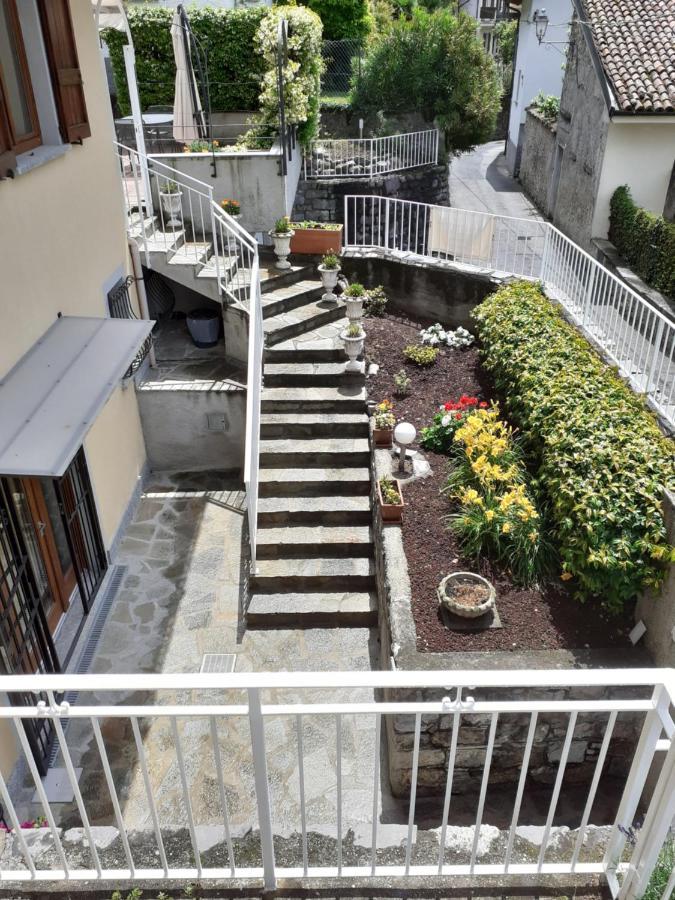B&B-Foresteria Casa Della Musica Lake Como Mandello del Lario Exteriör bild