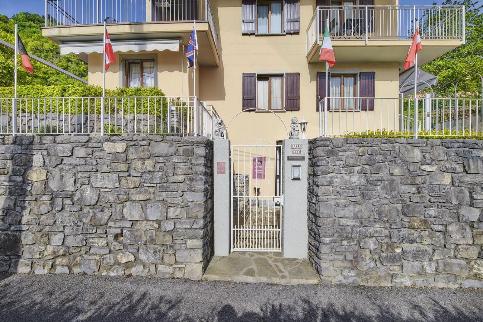 B&B-Foresteria Casa Della Musica Lake Como Mandello del Lario Exteriör bild