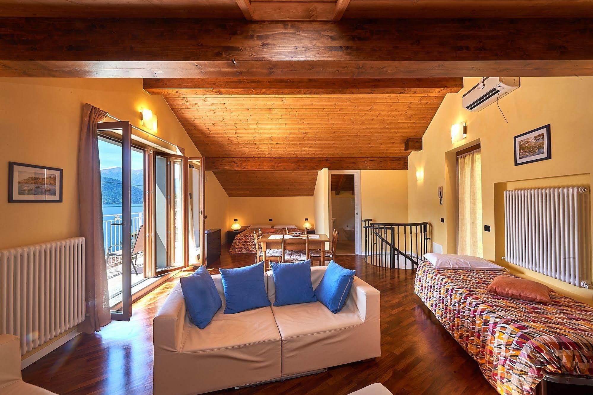 B&B-Foresteria Casa Della Musica Lake Como Mandello del Lario Exteriör bild